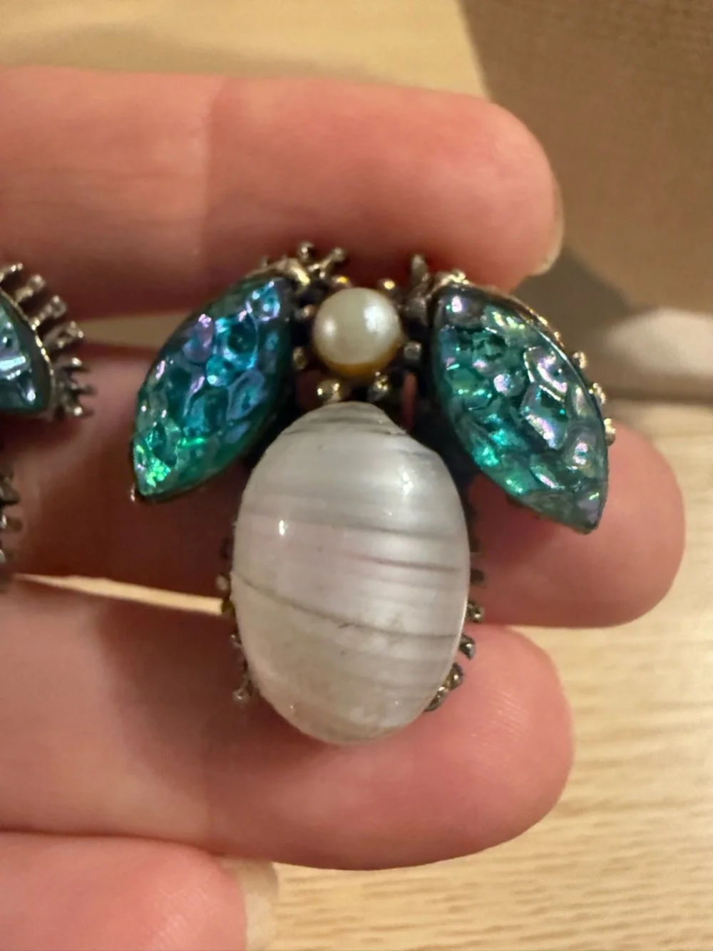 Vintage Silver Tone Clip On Earrings Blue Abalone White Moonstone‎ Faux Pearl
